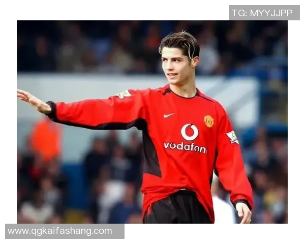 女孩直言足球明星长相不佳引发热议引人关注